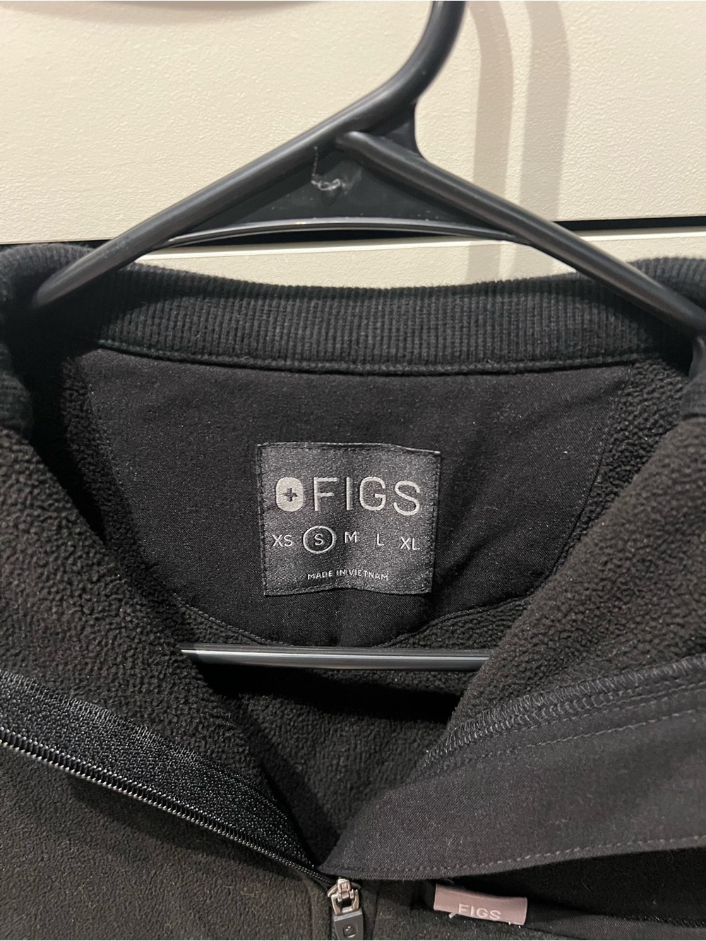 FIGS Women’s Black Fleece Jacket